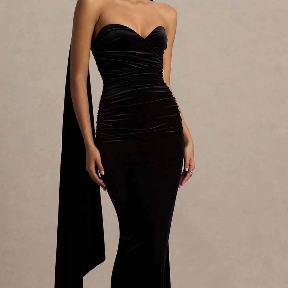 Strapless Black Velvet Evening Dress